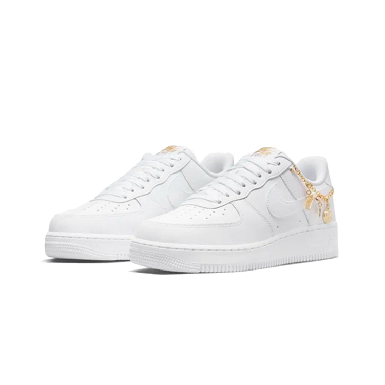تصویر Nike Airforce 1 Lucky Charms