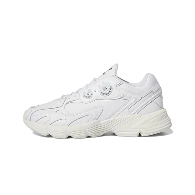 تصویر Adidas Astir Triple White